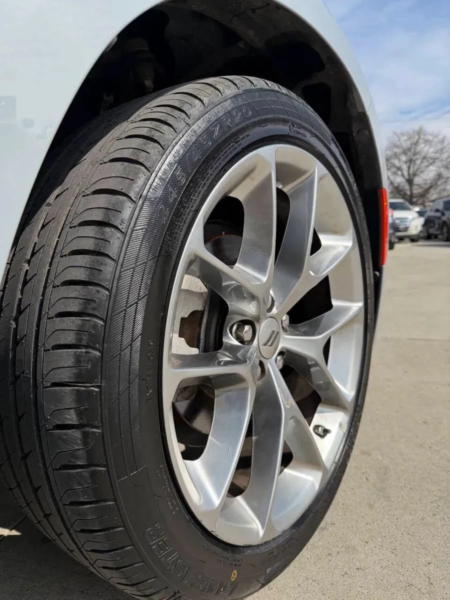 Used 2022 Dodge Charger SXT w/ Plus Group RWD image 9