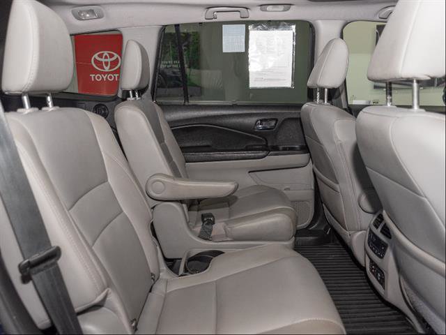 Used 2018 Honda Pilot Elite image 24