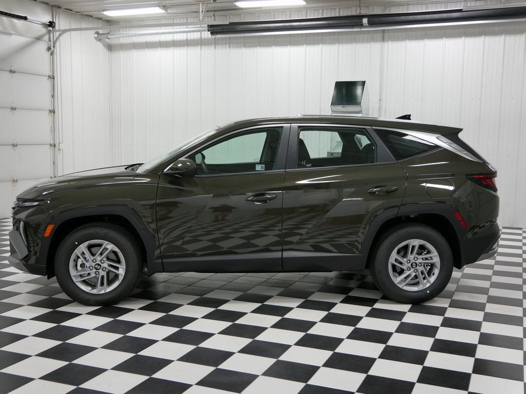 Certified 2025 Hyundai Tucson SE AWD/4WD image 5