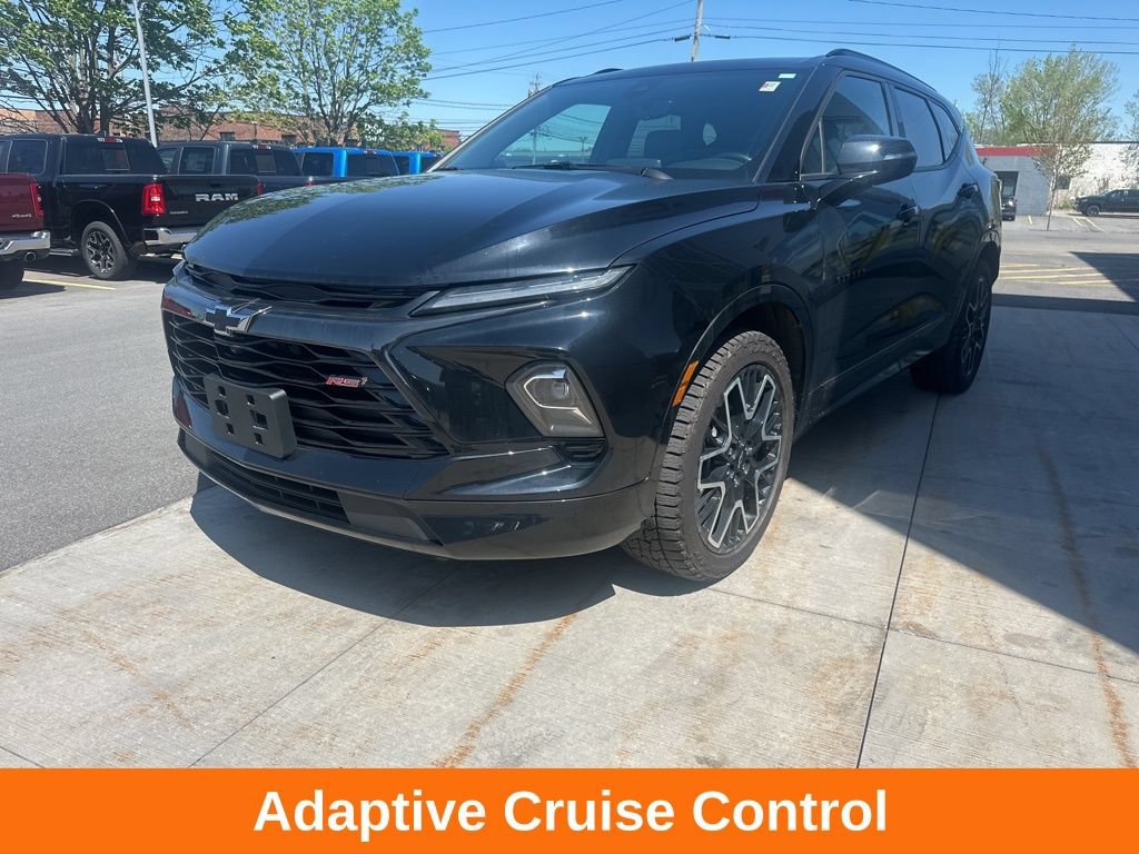 Used 2023 Chevrolet Blazer RS w/ Driver Confidence II Package AWD/4WD image 8