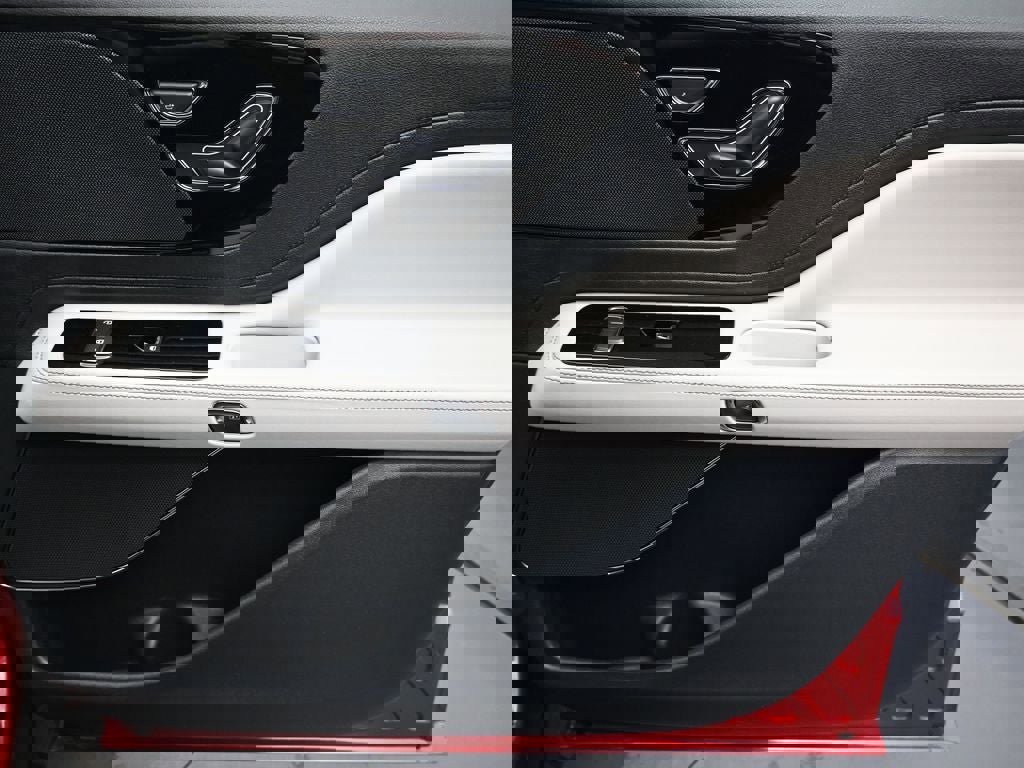 New 2026 Lincoln Aviator AWD w/ Jet Appearance Package image 28