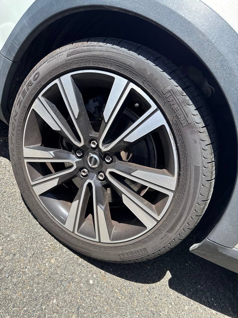 Used 2020 Volvo V60 T5 Cross Country AWD/4WD image 10
