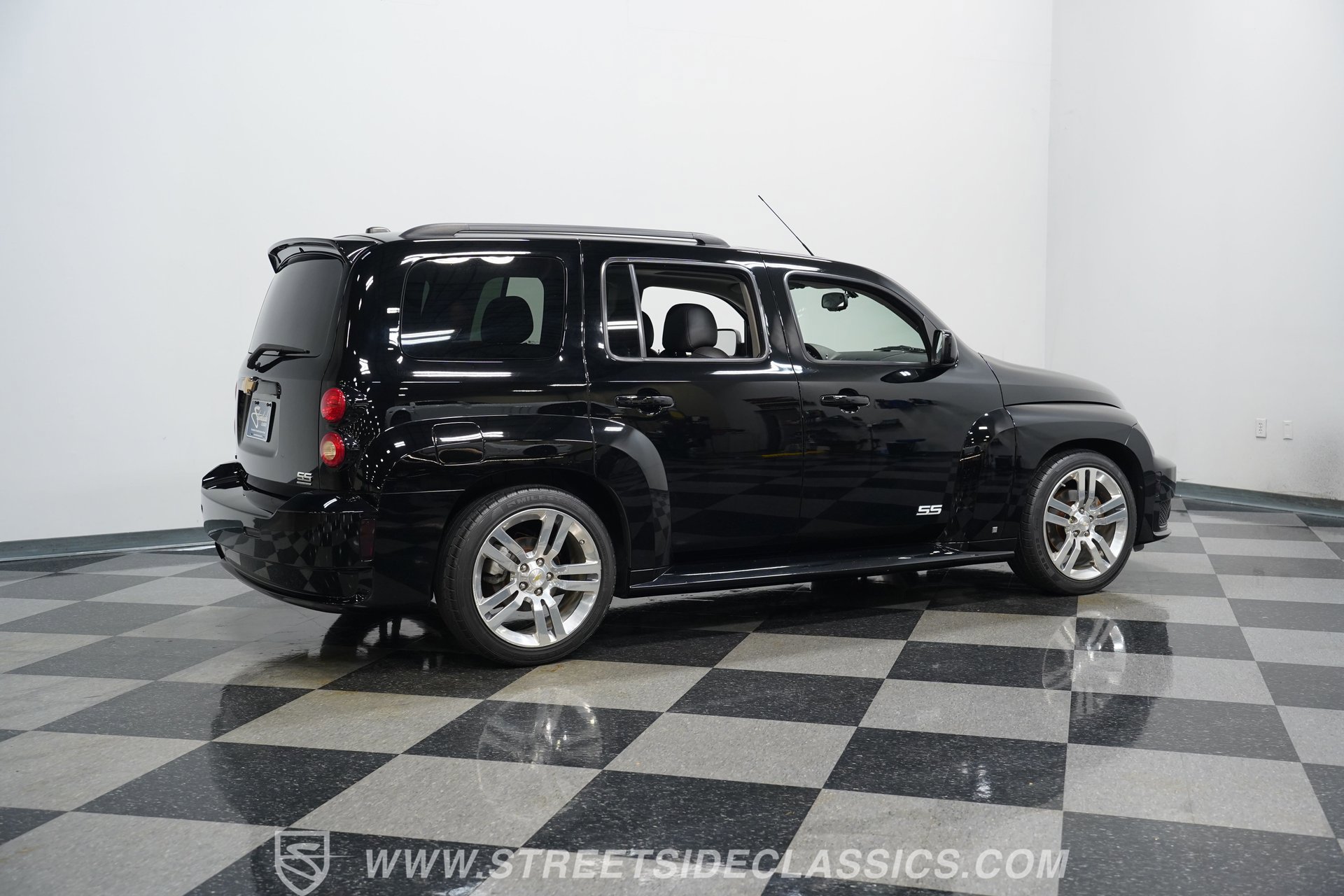 Used 2008 Chevrolet HHR SS FWD image 13