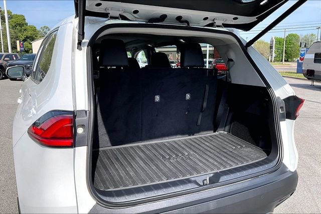 Used 2024 Toyota Grand Highlander Limited image 31