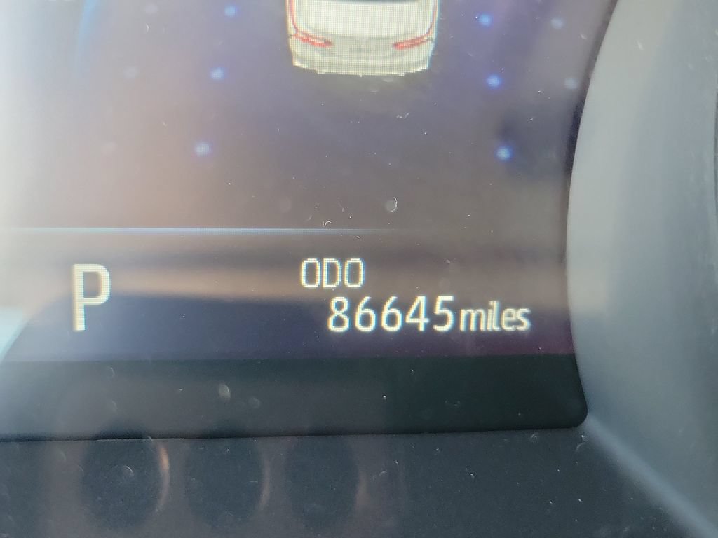 Used 2020 Toyota Camry XSE FWD image 26