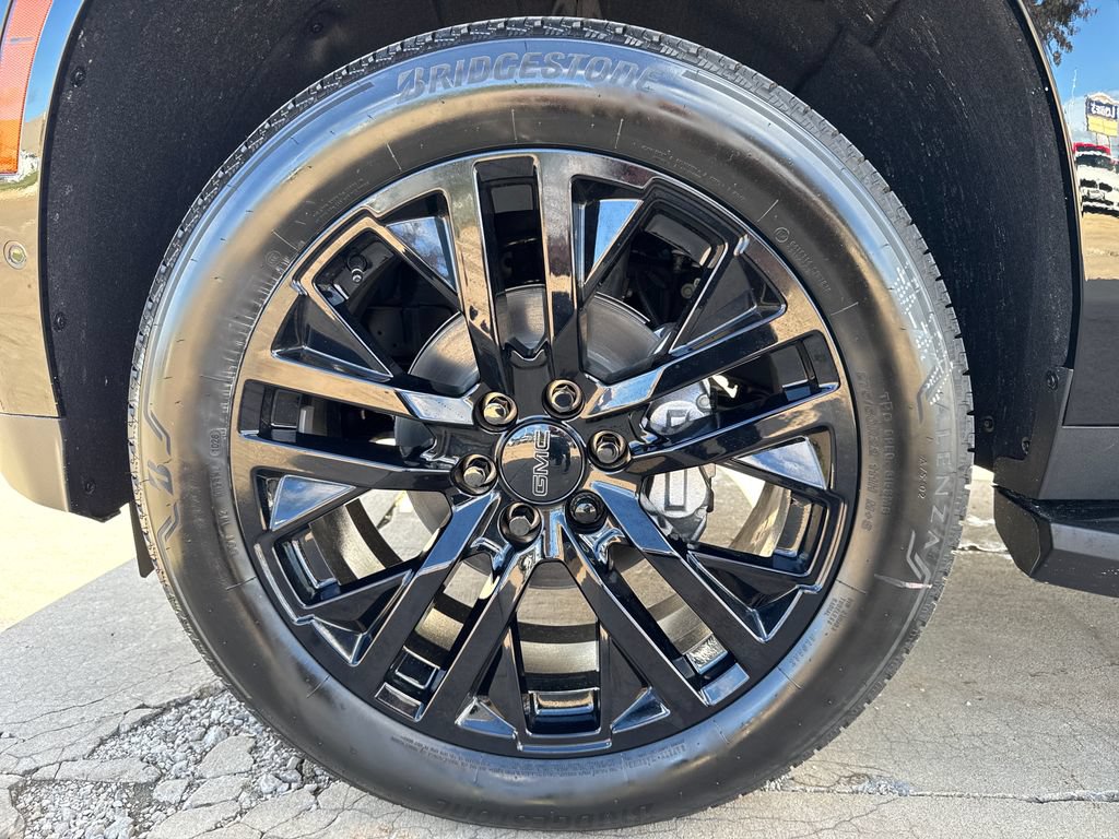 New 2026 GMC Yukon Elevation w/ Elevation Premium Package AWD/4WD image 14