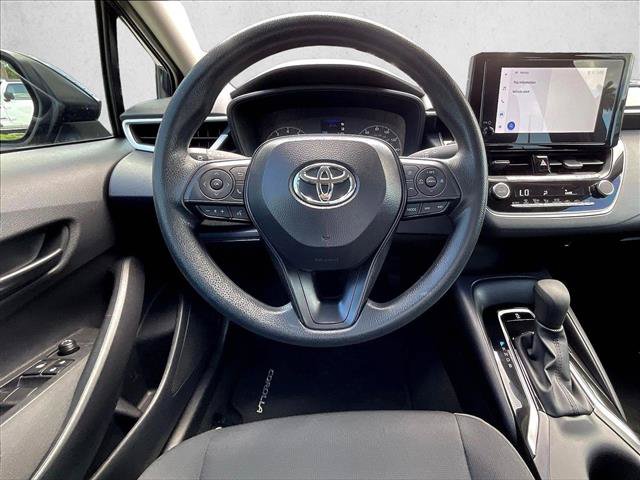 Used 2025 Toyota Corolla LE w/ Convenience Package FWD image 7