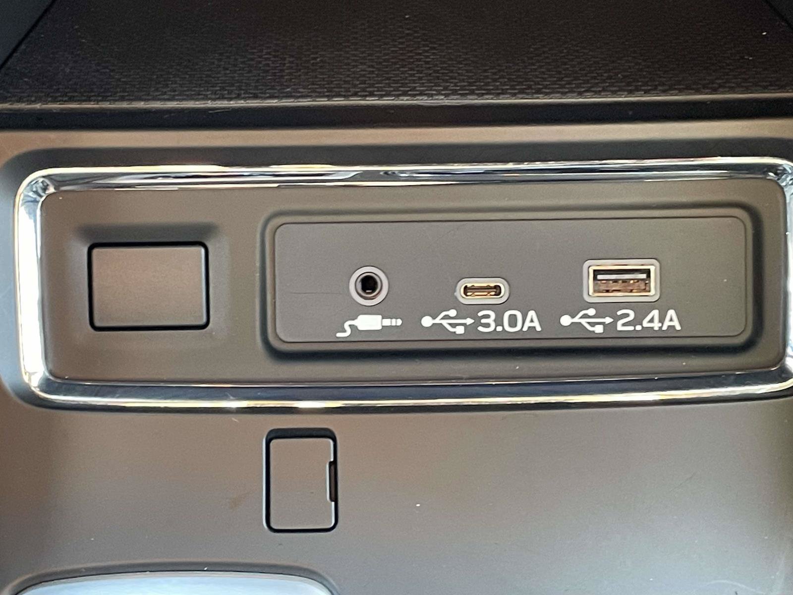 Certified 2026 Subaru Ascent Premium AWD/4WD image 18