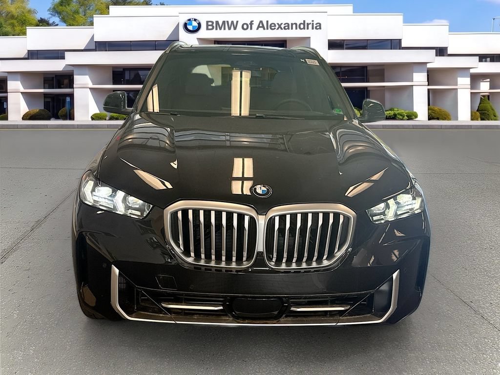 Used 2026 BMW X5 xDrive40i AWD/4WD image 2
