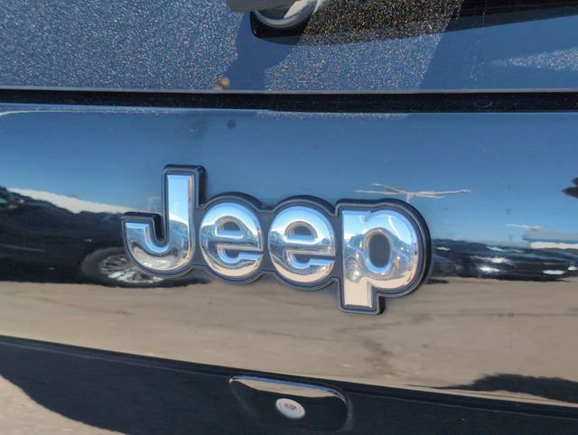 Used 2018 Jeep Cherokee Limited image 29