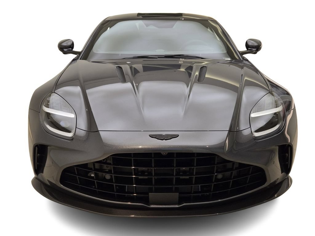 New 2025 Aston Martin V8 Vantage Coupe RWD image 2