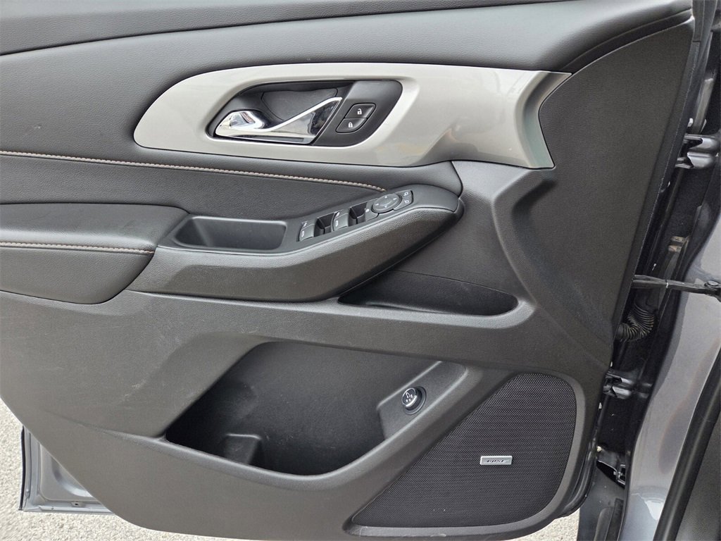 Used 2021 Chevrolet Traverse RS w/ LPO, Floor Liner Package image 22