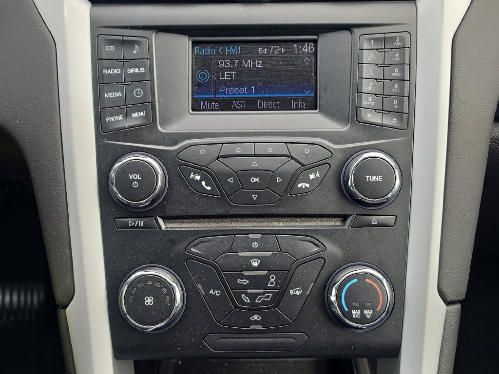 Used 2013 Ford Fusion SE FWD image 19