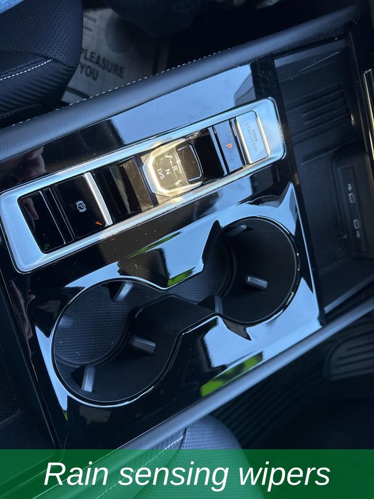 Used 2025 Volkswagen Atlas Cross Sport SE image 22