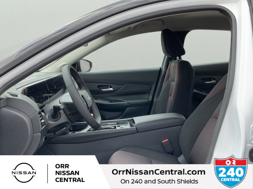 New 2026 Nissan Sentra SR w/ Floor Mat Package FWD image 17