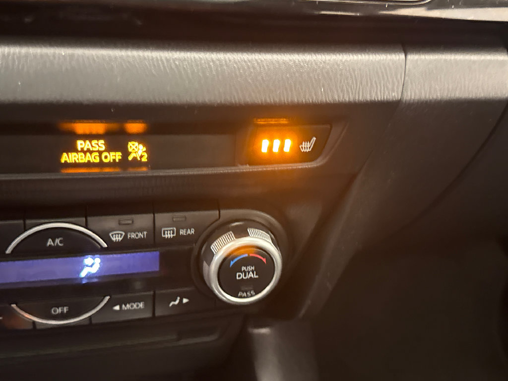 Used 2015 MAZDA MAZDA3 i Grand Touring w/ Appearance Package FWD image 27