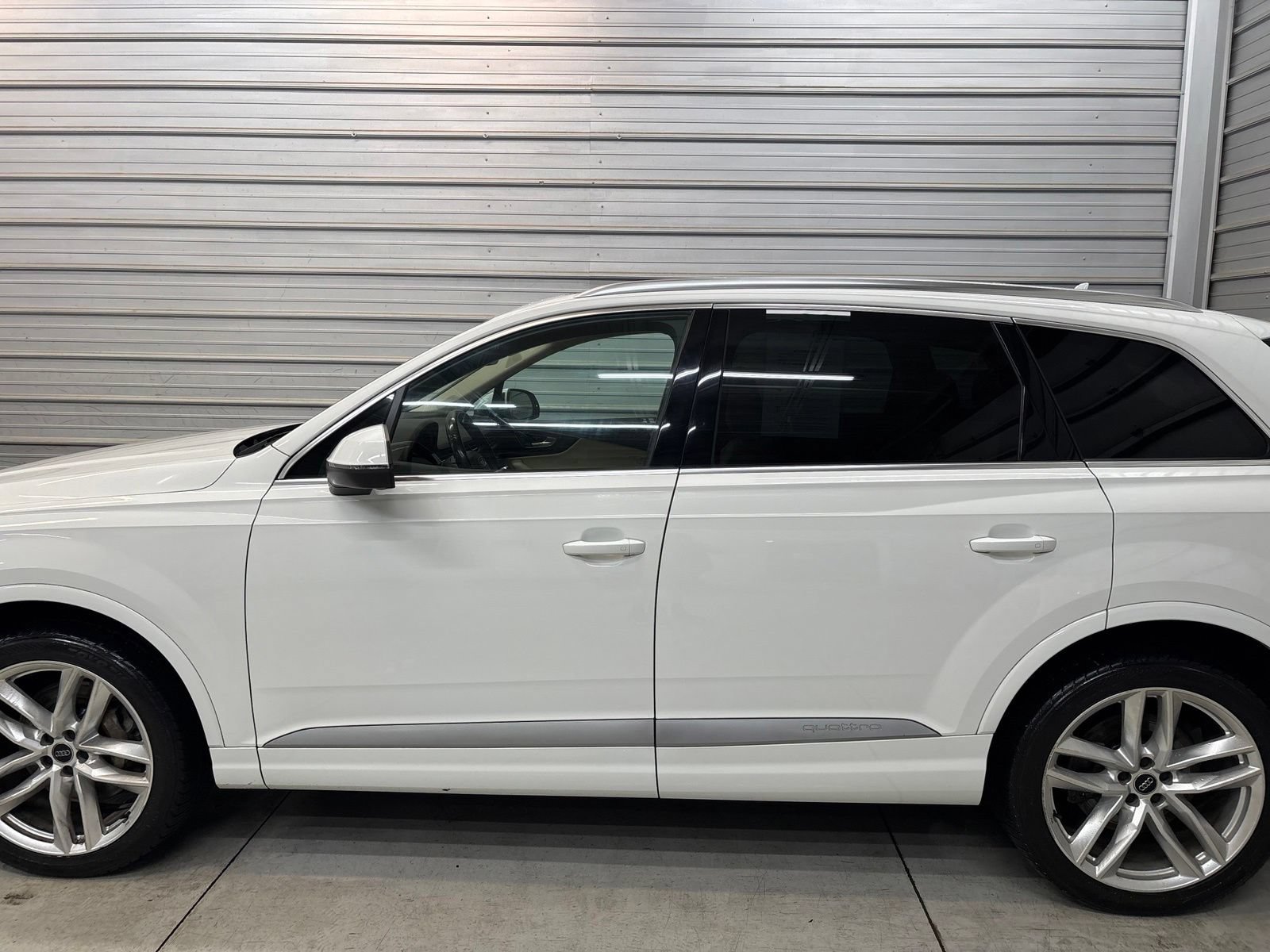 Used 2017 Audi Q7 3.0T Prestige AWD/4WD image 7