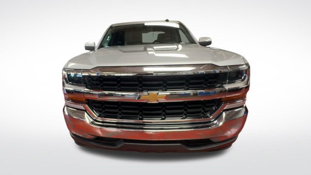 Used 2018 Chevrolet Silverado 1500 LT RWD image 3