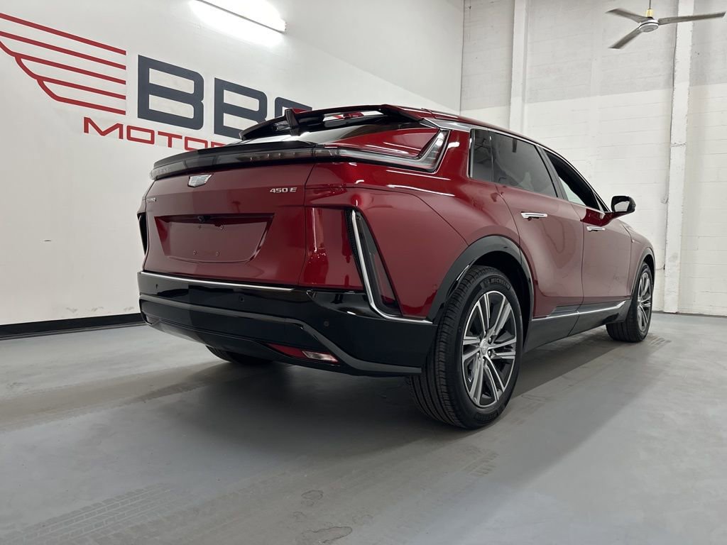 Used 2024 Cadillac Lyriq Luxury w/ LPO, Floor Liner Package image 9