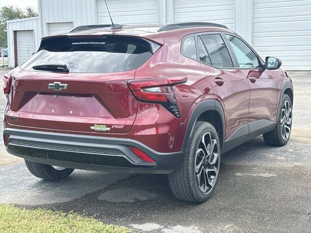 Used 2025 Chevrolet Trax RS w/ Driver Confidence Package image 7