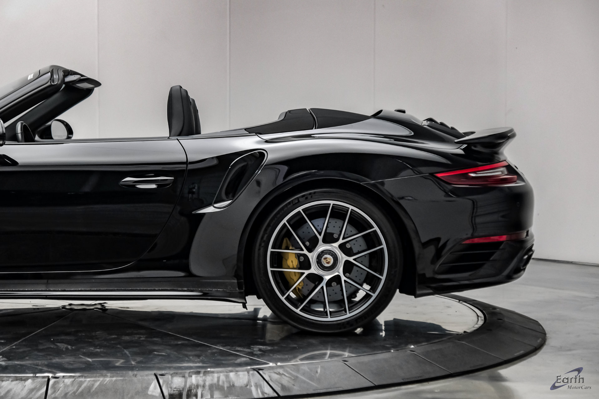 Used 2019 Porsche 911 Turbo S AWD/4WD image 11