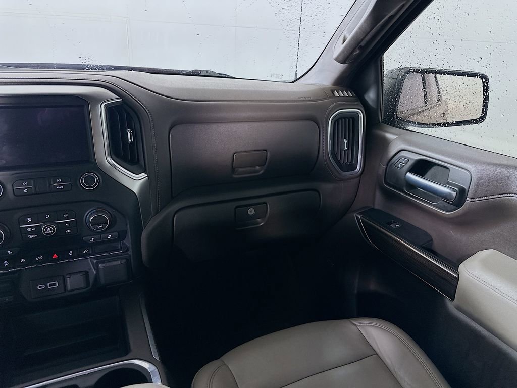 Used 2019 Chevrolet Silverado 1500 RST image 18