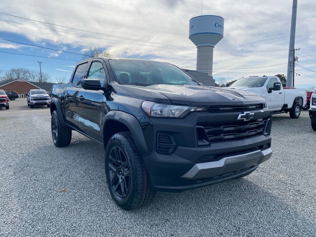New 2025 Chevrolet Colorado Trail Boss w/ Midnight Edition
