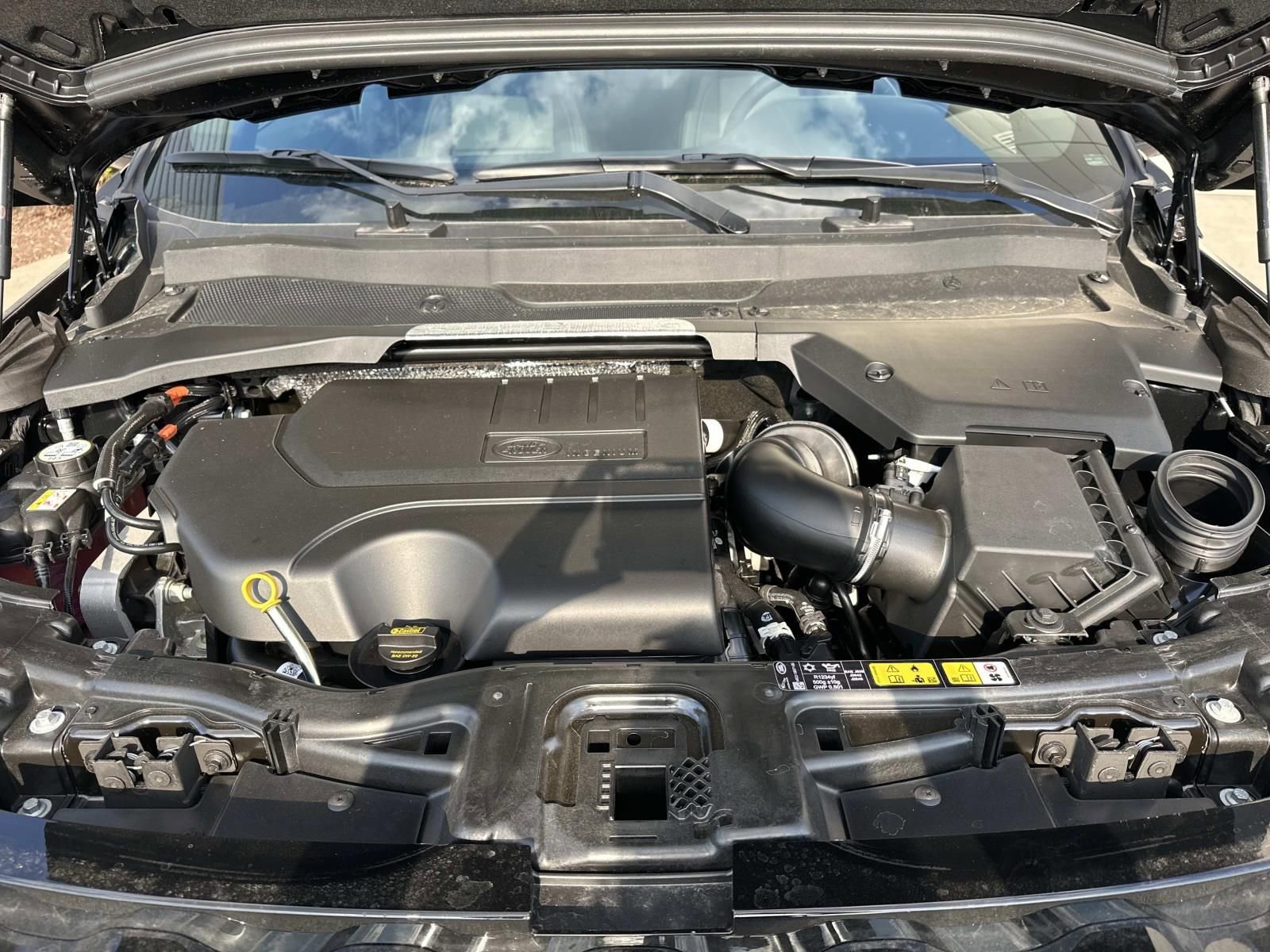 New 2026 Land Rover Discovery Sport Landmark AWD/4WD image 21