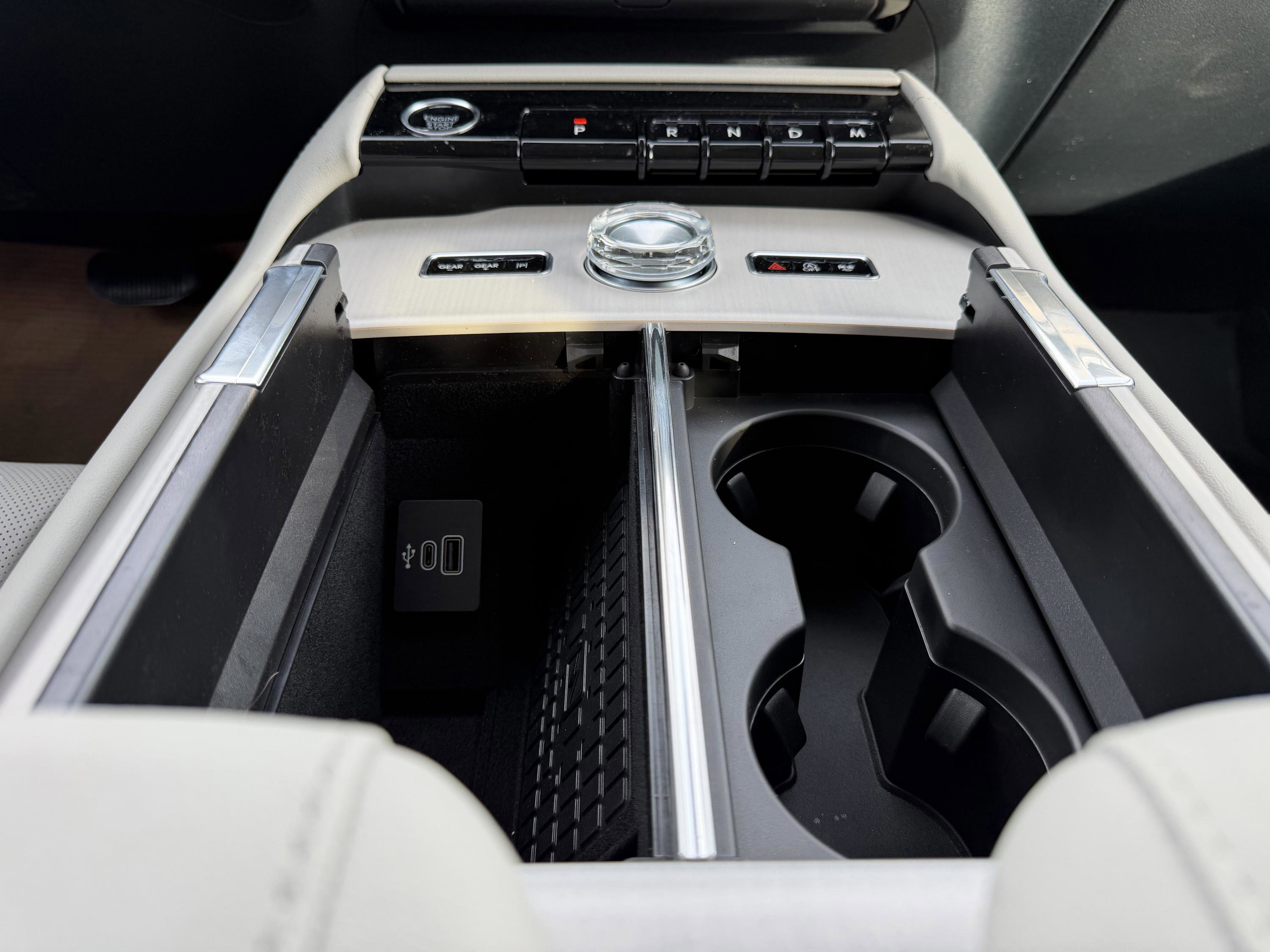 New 2026 Lincoln Navigator Reserve w/ Jet Appearance Package image 18
