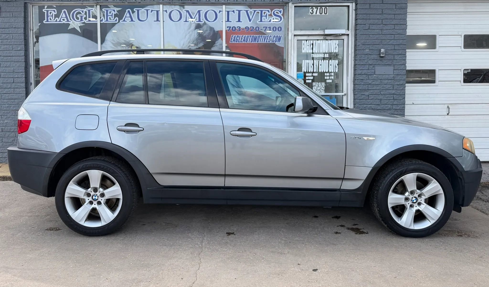 Used 2004 BMW X3 3.0i image 2
