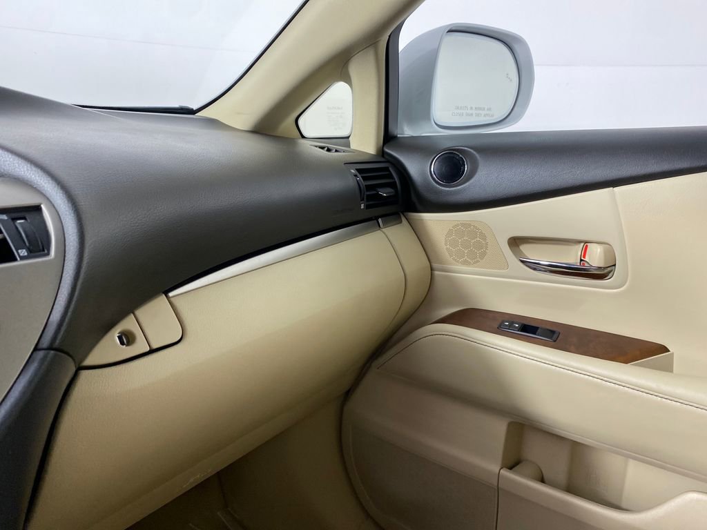 Used 2013 Lexus RX 450h FWD image 22