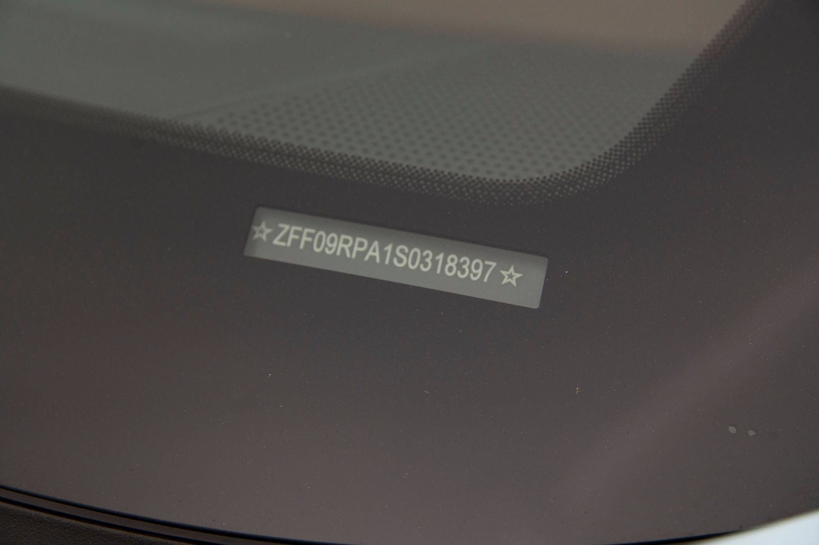 Certified 2025 Ferrari Roma Spider RWD image 36