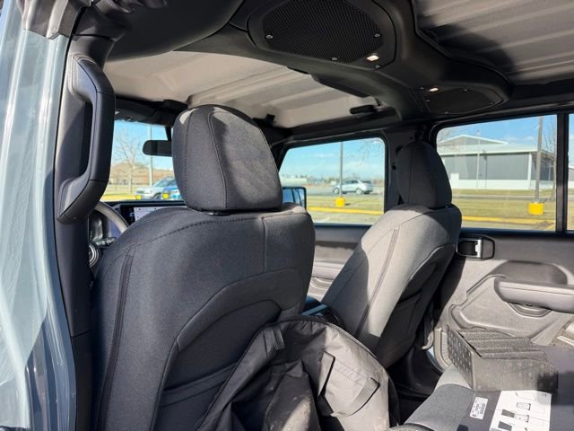 Used 2024 Jeep Gladiator Sport AWD/4WD image 15