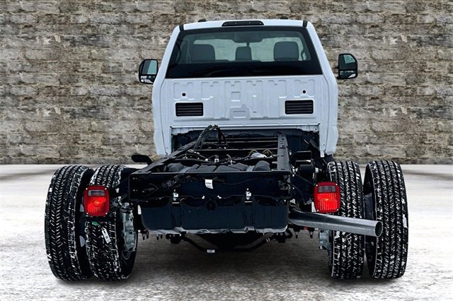New 2025 Ford F550 XL w/ XL Chrome Package image 4