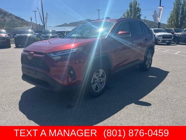 Used 2025 Toyota RAV4 XLE AWD/4WD image 7