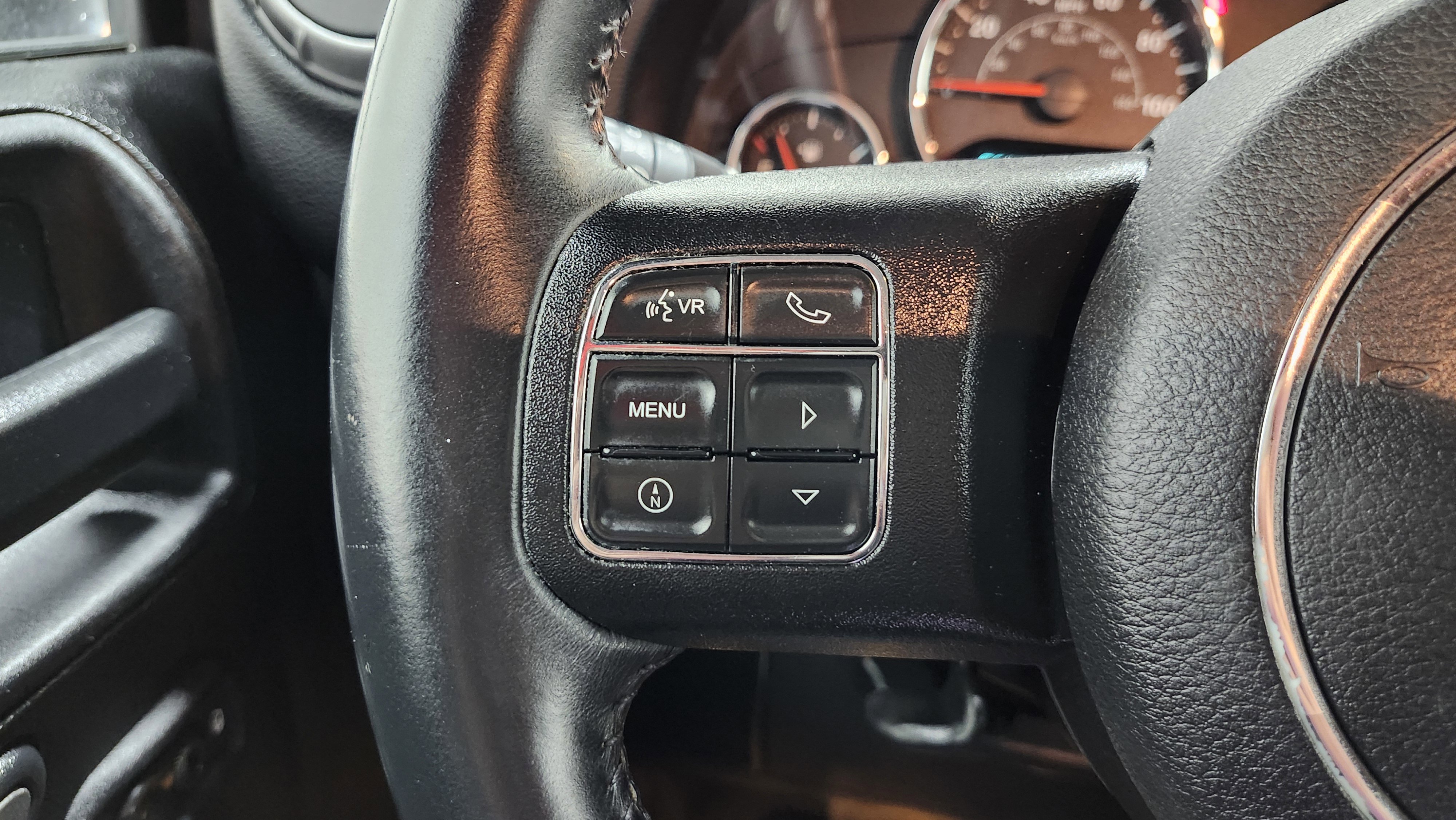 Used 2016 Jeep Wrangler Sport image 27