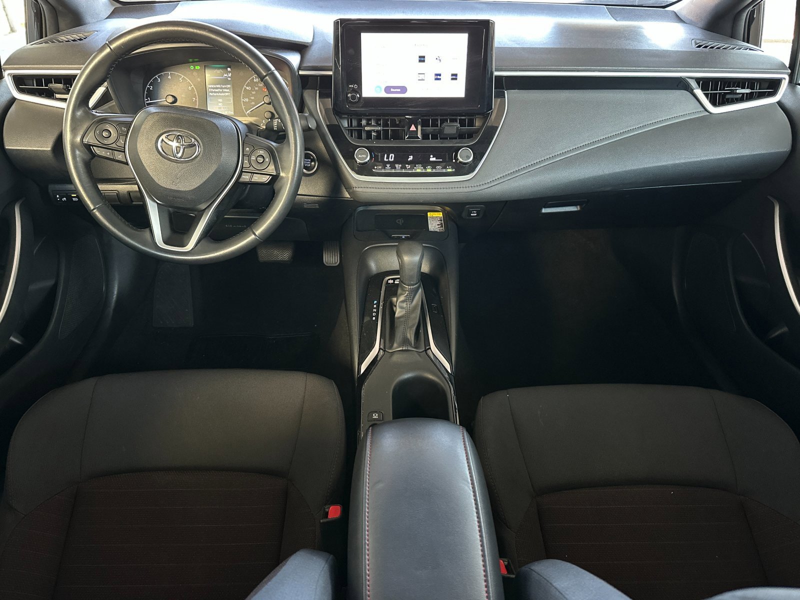 Used 2024 Toyota Corolla SE image 12