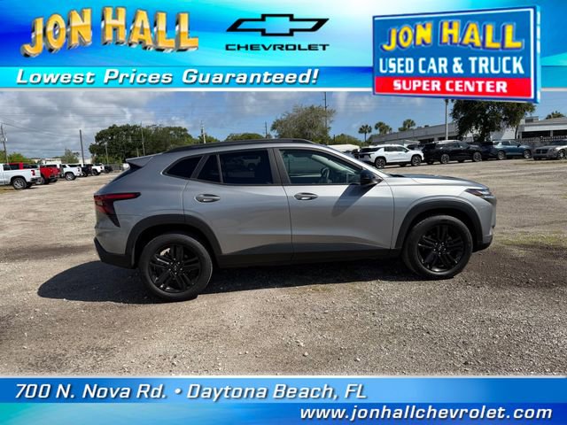 Used 2024 Chevrolet Trax ACTIV w/ Sunroof Package FWD image 14