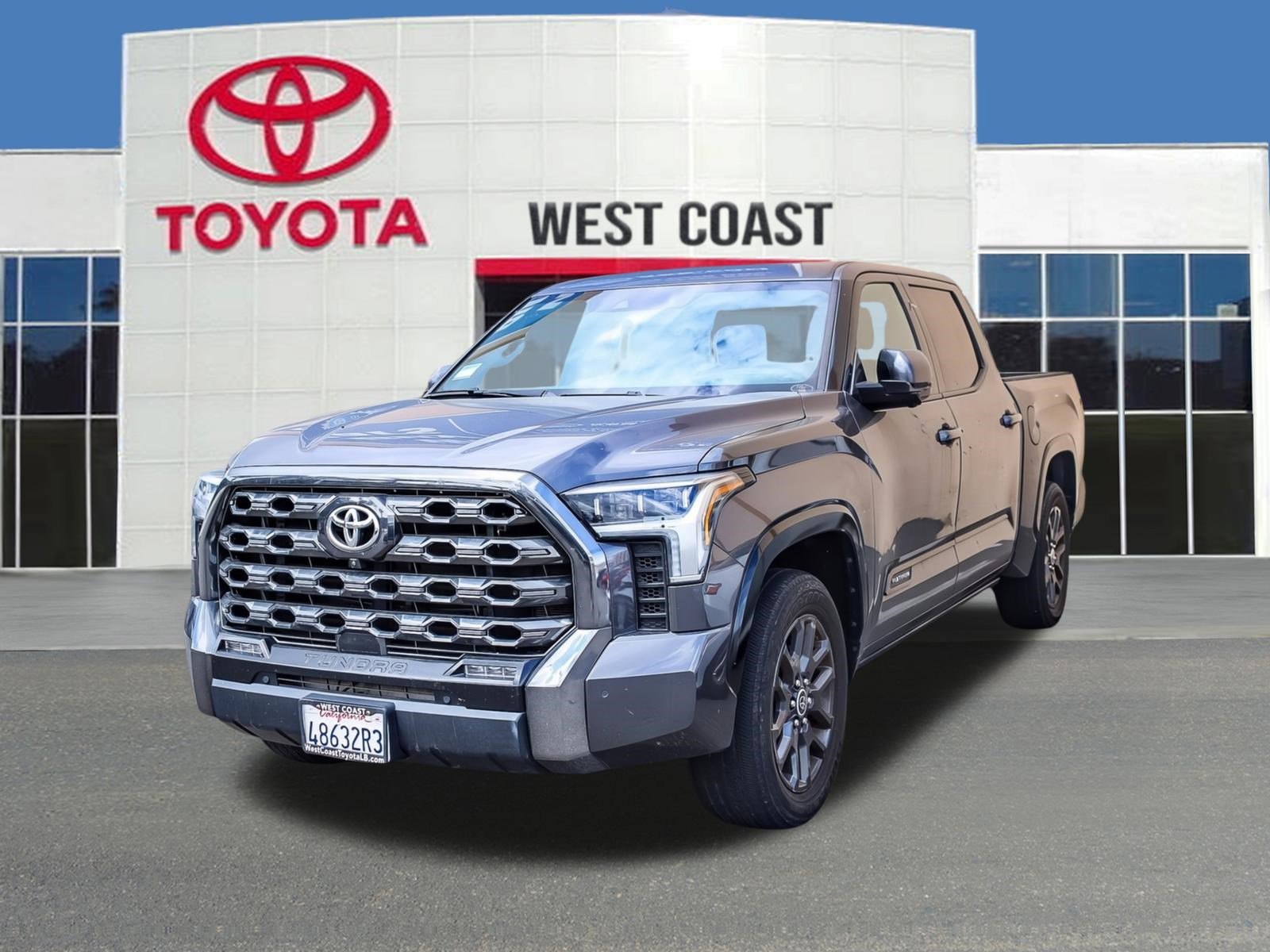 Used 2023 Toyota Tundra Platinum w/ Advanced Package RWD image 1