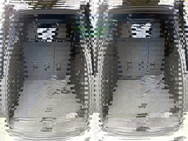 Used 2023 GMC Yukon XL AT4 w/ AT4 Premium Package image 13