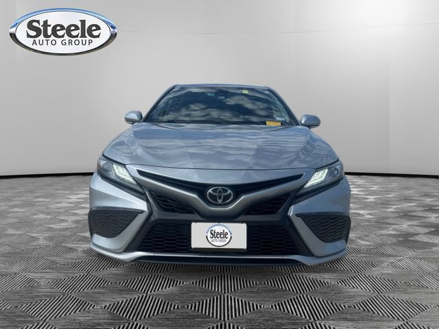 Used 2021 Toyota Camry XSE FWD image 8