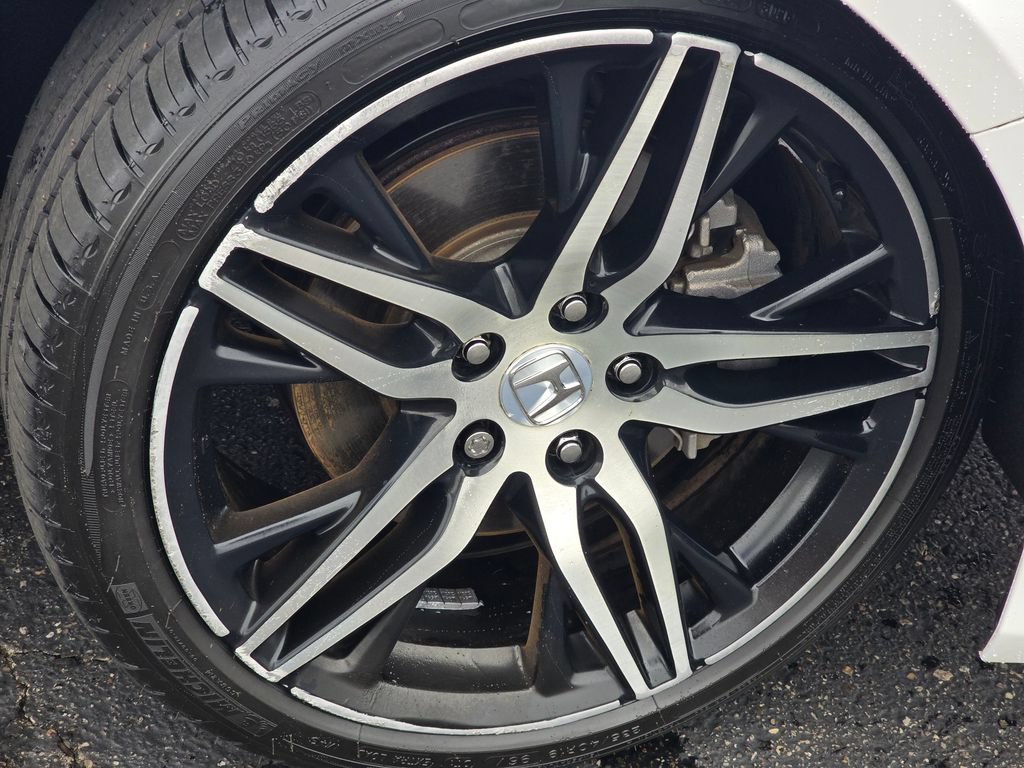 Used 2021 Honda Accord Touring image 9