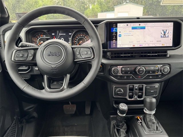 New 2025 Jeep Gladiator Sport image 2