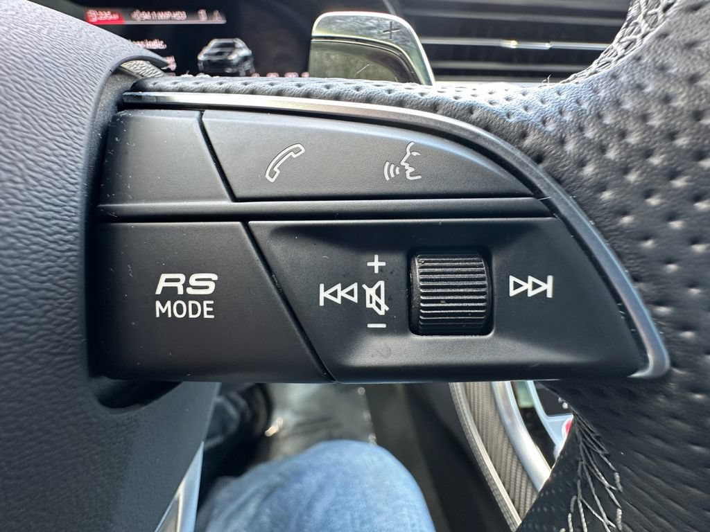 Used 2021 Audi RS Q8 AWD/4WD image 25