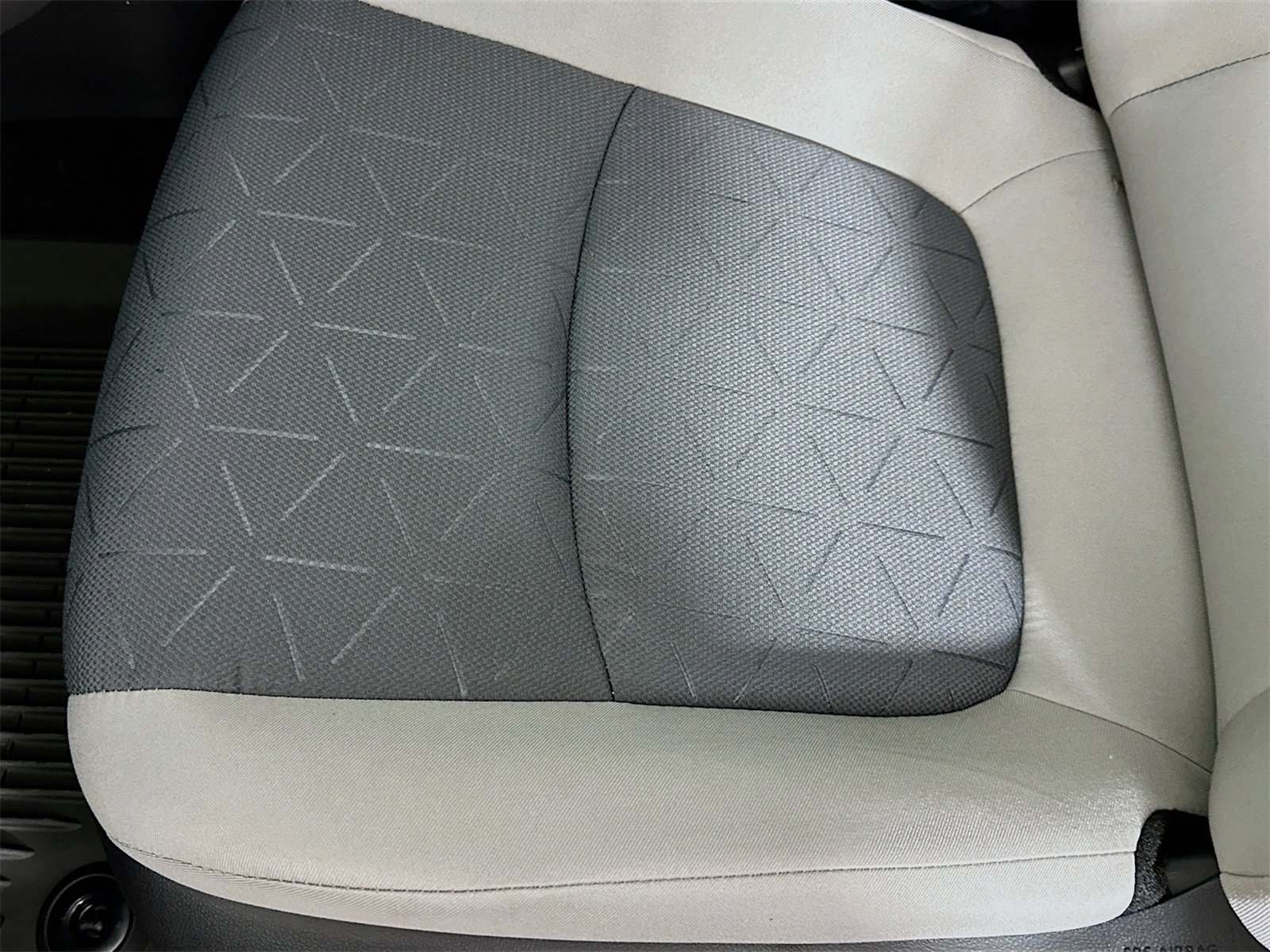 New 2025 Toyota RAV4 XLE image 19