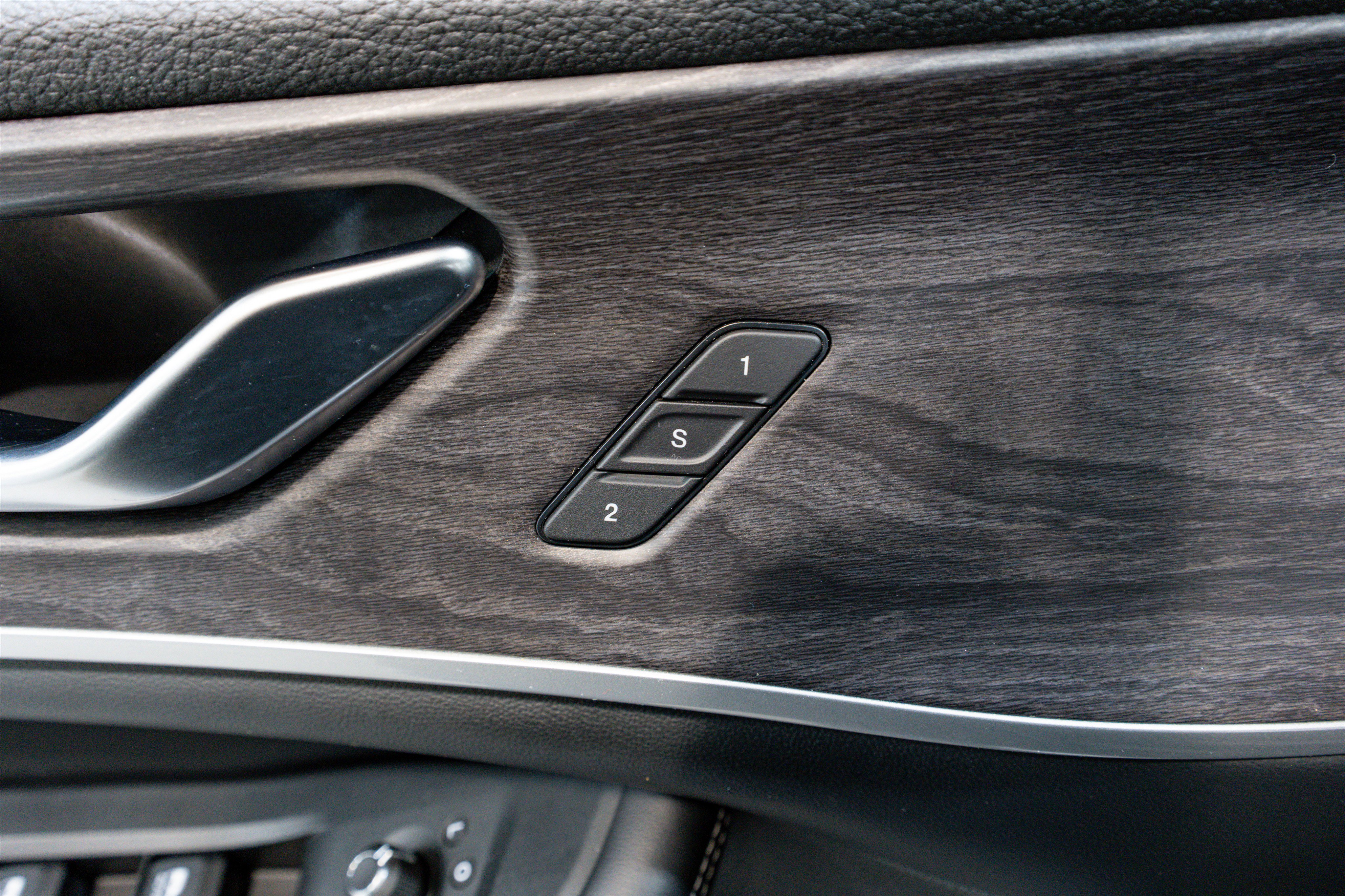 Used 2023 Jeep Grand Cherokee L Limited image 14