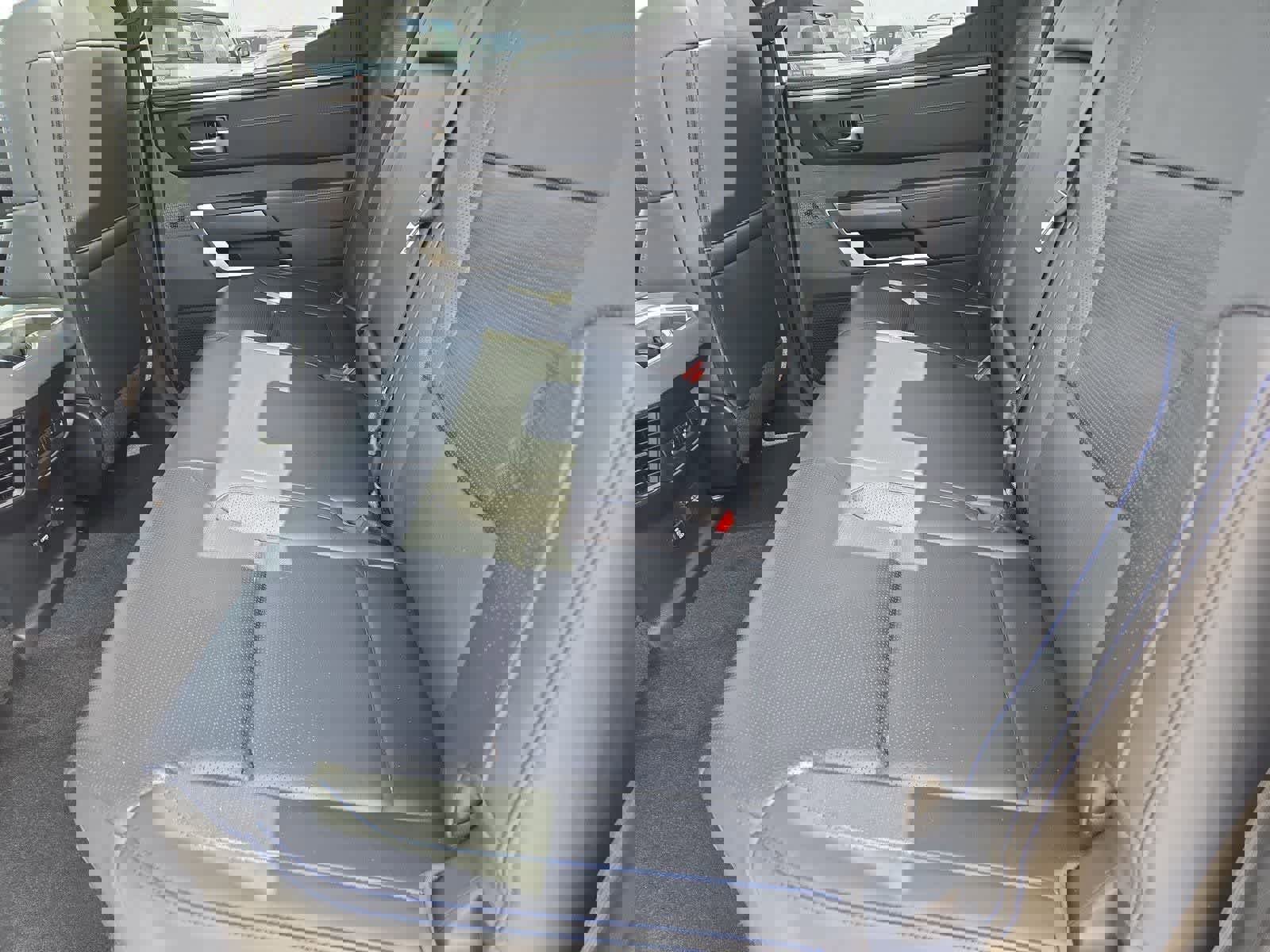 Used 2023 Toyota Tundra Platinum w/ Advanced Package image 19