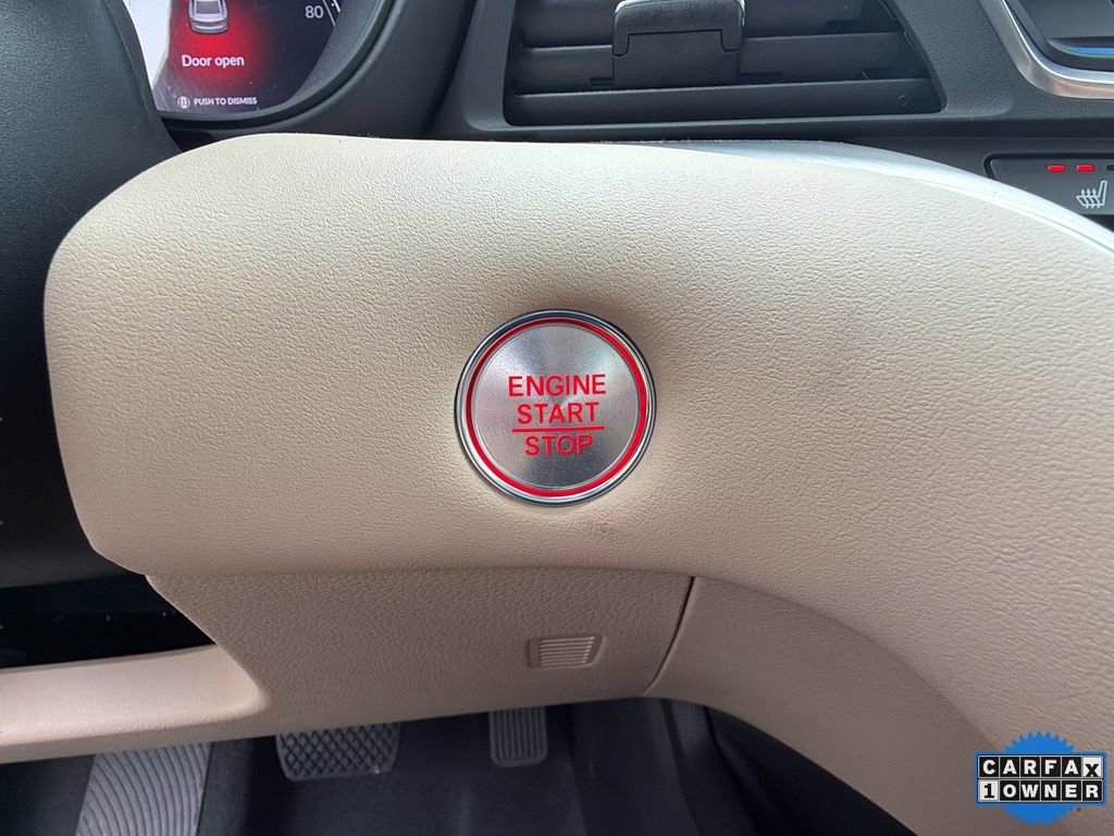 Used 2025 Acura TLX w/ Technology Package image 39