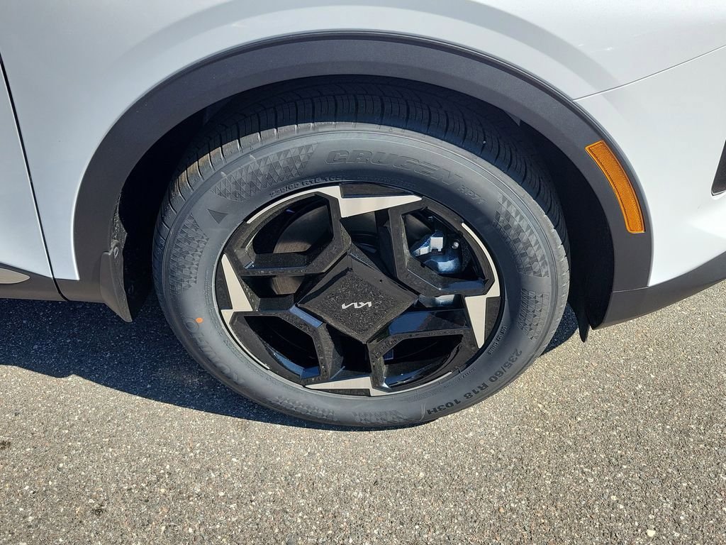 New 2026 Kia Sportage EX FWD image 41