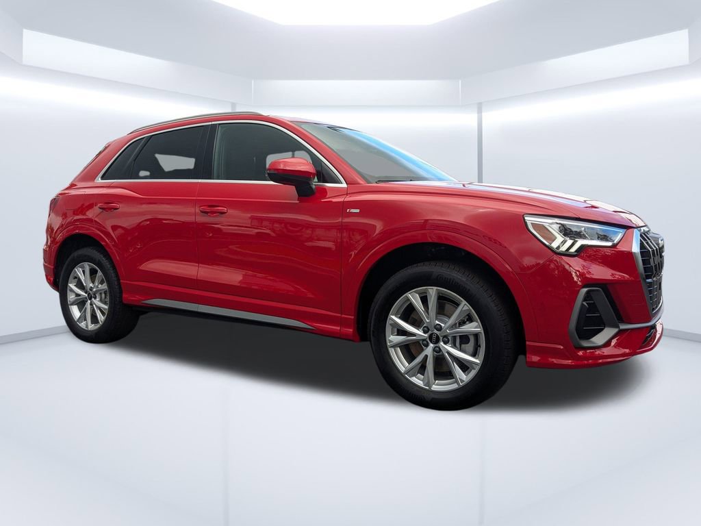 New 2025 Audi Q3 2.0T Premium